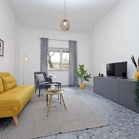 Carmens Flat By Domusdimore Roma