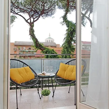 Daire Carmens Flat By Domusdimore Roma