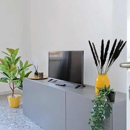 Daire Carmens Flat By Domusdimore