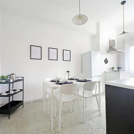 شقة Carmens Flat By Domusdimore