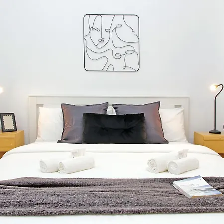 شقة Carmens Flat By Domusdimore