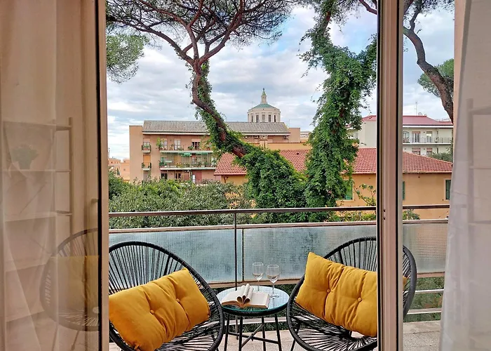 Carmens Flat By Domusdimore Apartment Rome