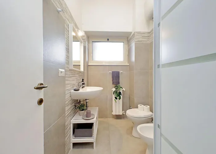 Carmens Flat By Domusdimore Rome