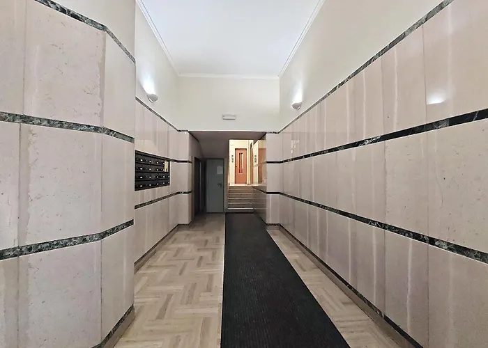 Carmens Flat By Domusdimore Apartment