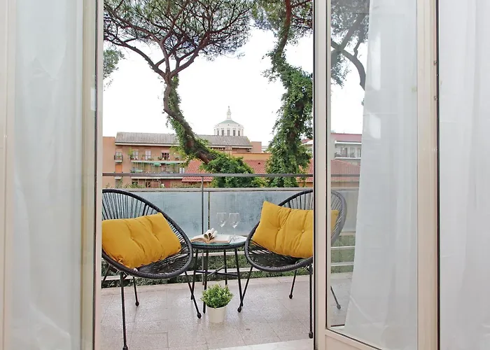 Apartment Carmens Flat By Domusdimore Rome