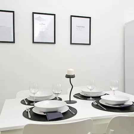 Carmens Flat By Domusdimore * Rom