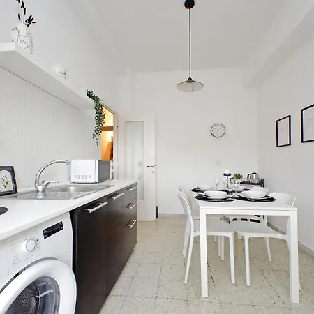 Lejlighed Carmens Flat By Domusdimore Rom